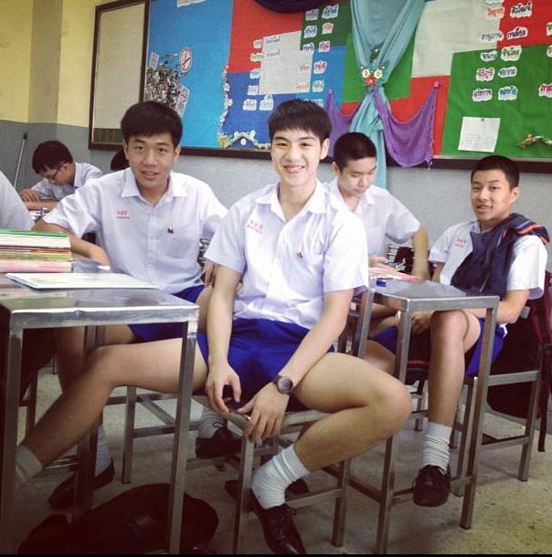 เด็กๆๆ กางเกงน้ำเงินของอีป้า