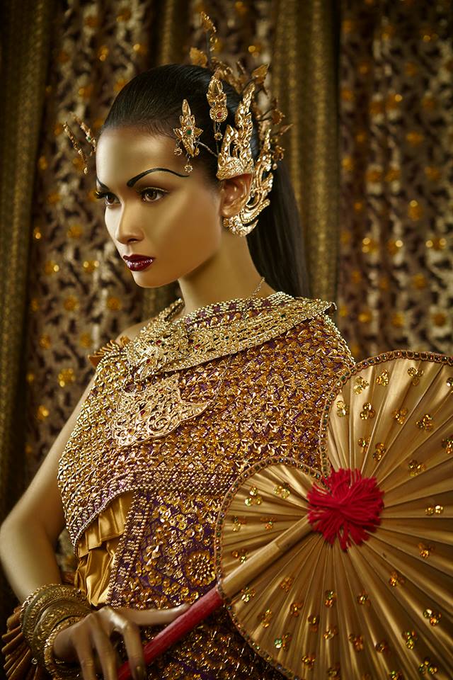 ดรีม-ชนกพร นางแบบไทย หน้าไทยสวยคม อย่าส่งเธอไป Miss Universe