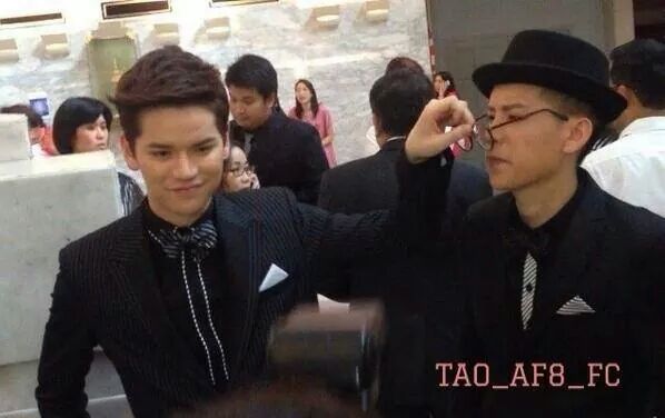 พรมแดงเต๋าคชา