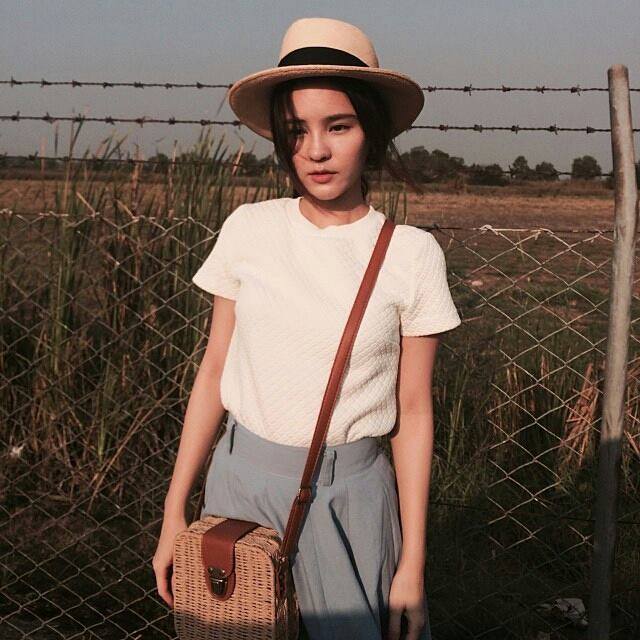 สวย ใส ไม่ฟุ้งฟริ้ง