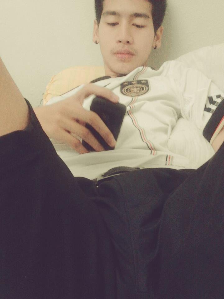 ทะลักล้น