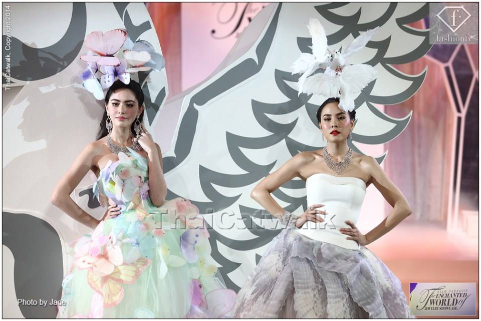 Siam Paragon the Enchanted World of Jewelry Showcase