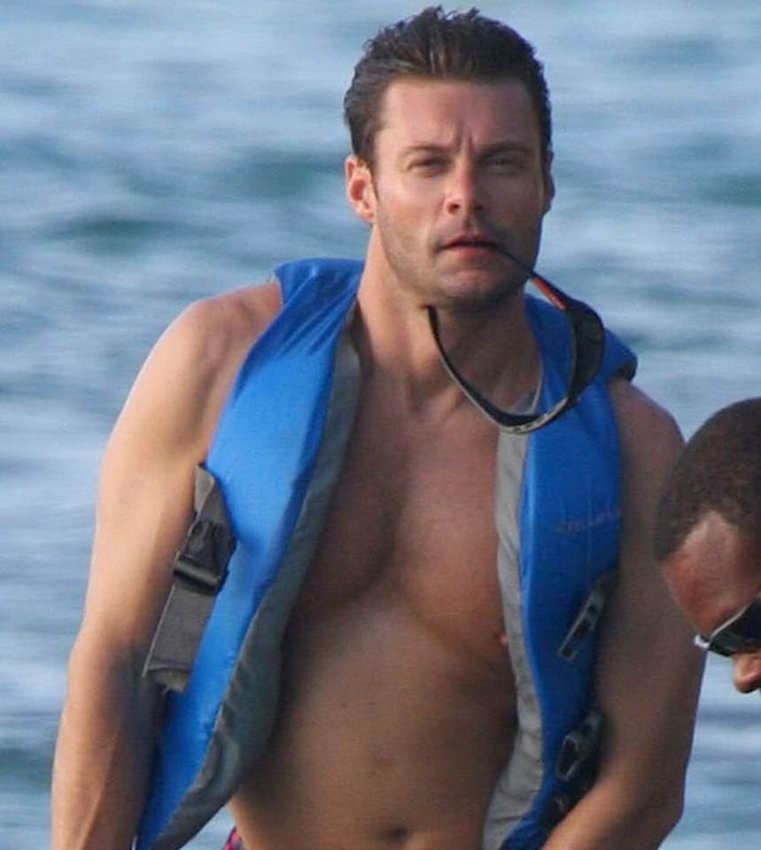 ไรอัน จอห์น ซีเครสต์ (อังกฤษ: Ryan John Seacrest)