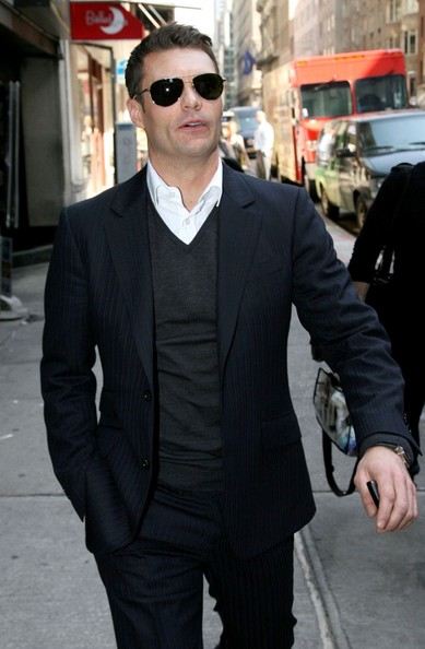 ไรอัน จอห์น ซีเครสต์ (อังกฤษ: Ryan John Seacrest)