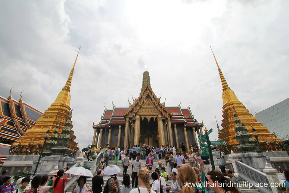 วัดพระแก้ว (Wat Phra kaeo) สวยงามยิ่งใหญ่อลังการงานสร้าง
