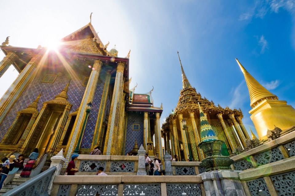 วัดพระแก้ว (Wat Phra kaeo) สวยงามยิ่งใหญ่อลังการงานสร้าง