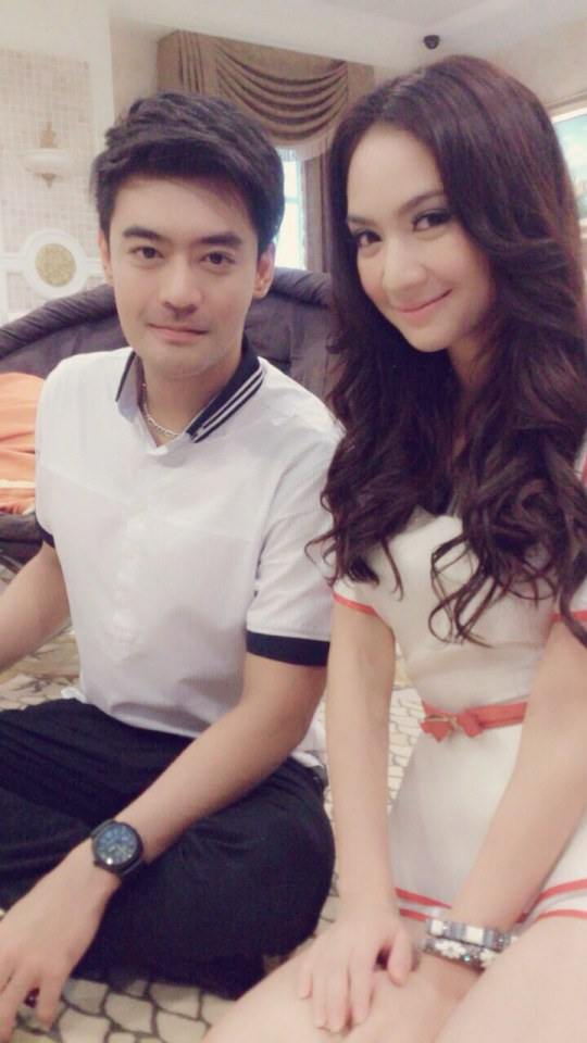 หญิง กัญญาพัชญ์ ถ่ายหวิว กางเกงเขียวทะลุมิติ!?