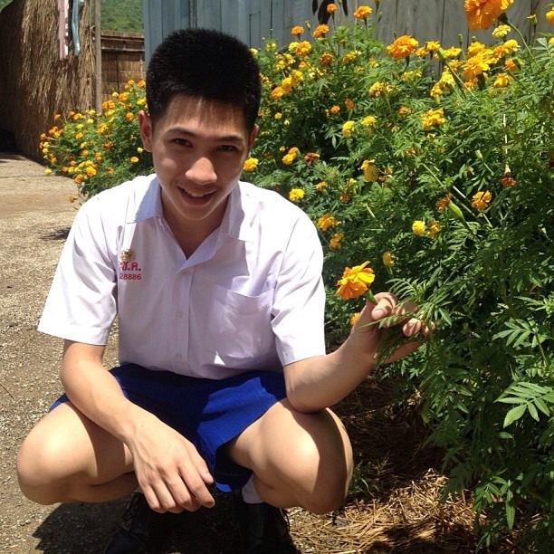 หนุ่มหล่อ มัธยม ^^&rdquo;