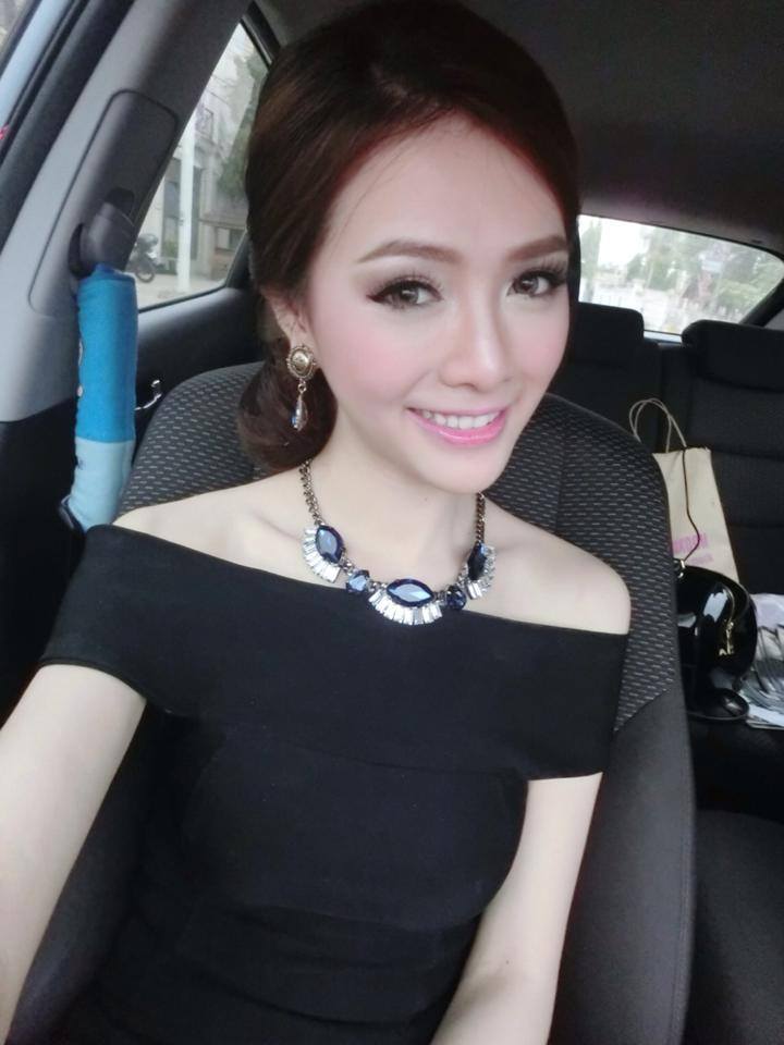 ลูกน้ำ Miss Lao 2011