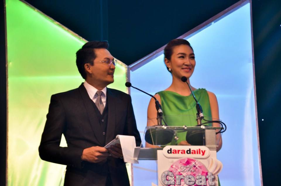 ดาราเดินพรมแดง งานประกาศผลรางวัล Great Award 2557 โดยหนังสือพิมพ์ ดาราเดลี่