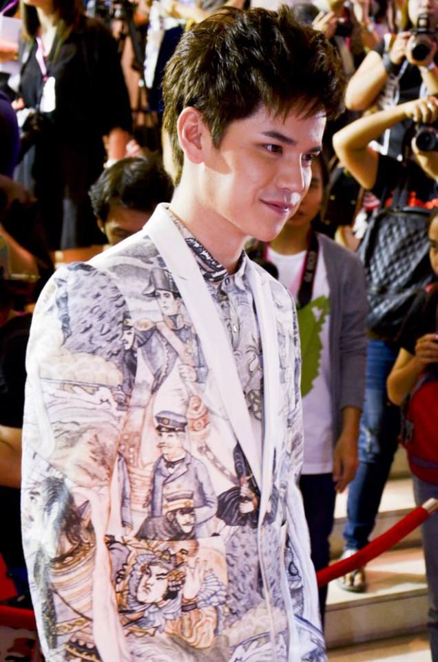 ดาราเดินพรมแดง งานประกาศผลรางวัล Great Award 2557 โดยหนังสือพิมพ์ ดาราเดลี่