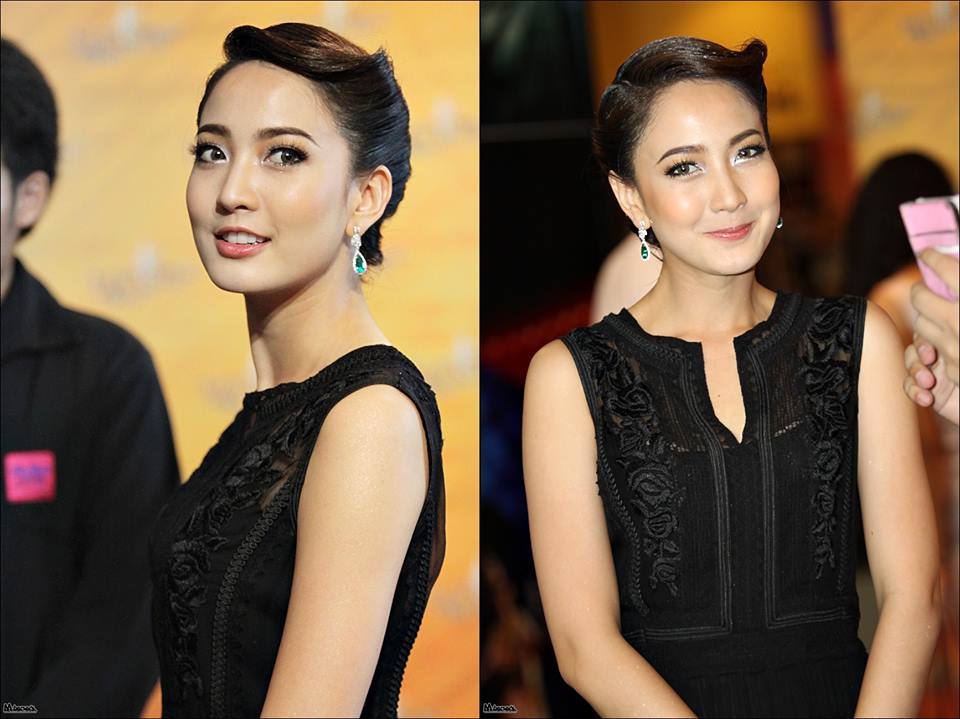 แต้ว-ณฐพร ในชุดจากแบรนด์ Alberta Ferretti บนพรมแดงงานประกาศรางวัลนาฏราชครั้งที่ 5