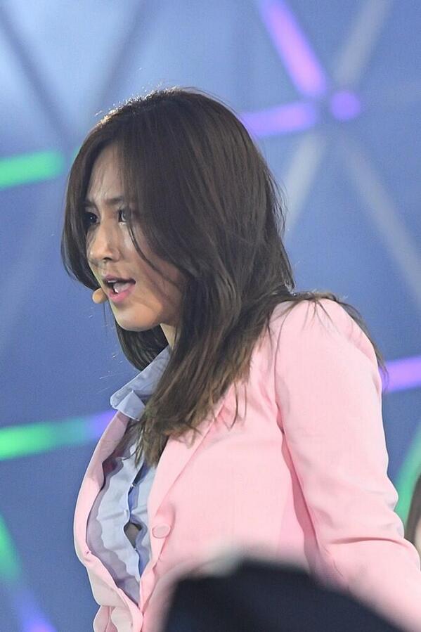 ว้ายๆๆ นักร้องจากเกิร์ลกรุ๊ปชื่อดังเป็นเลส!!????