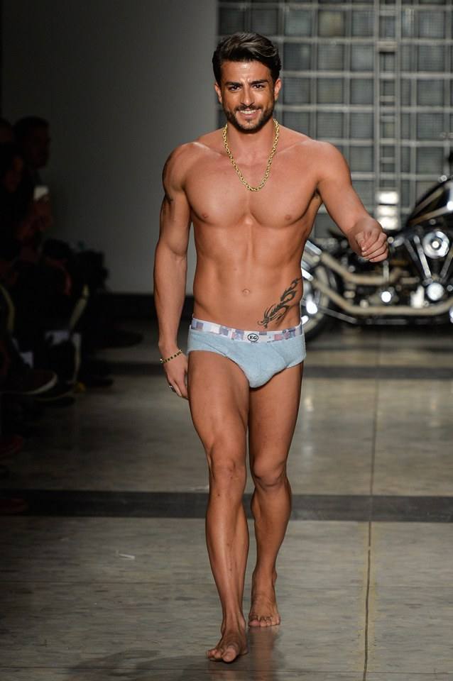 หนุ่มๆบนแคทวอล์ค Elian Gallardo Underwear Fashion Show