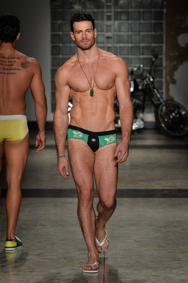 หนุ่มๆบนแคทวอล์ค Elian Gallardo Underwear Fashion Show