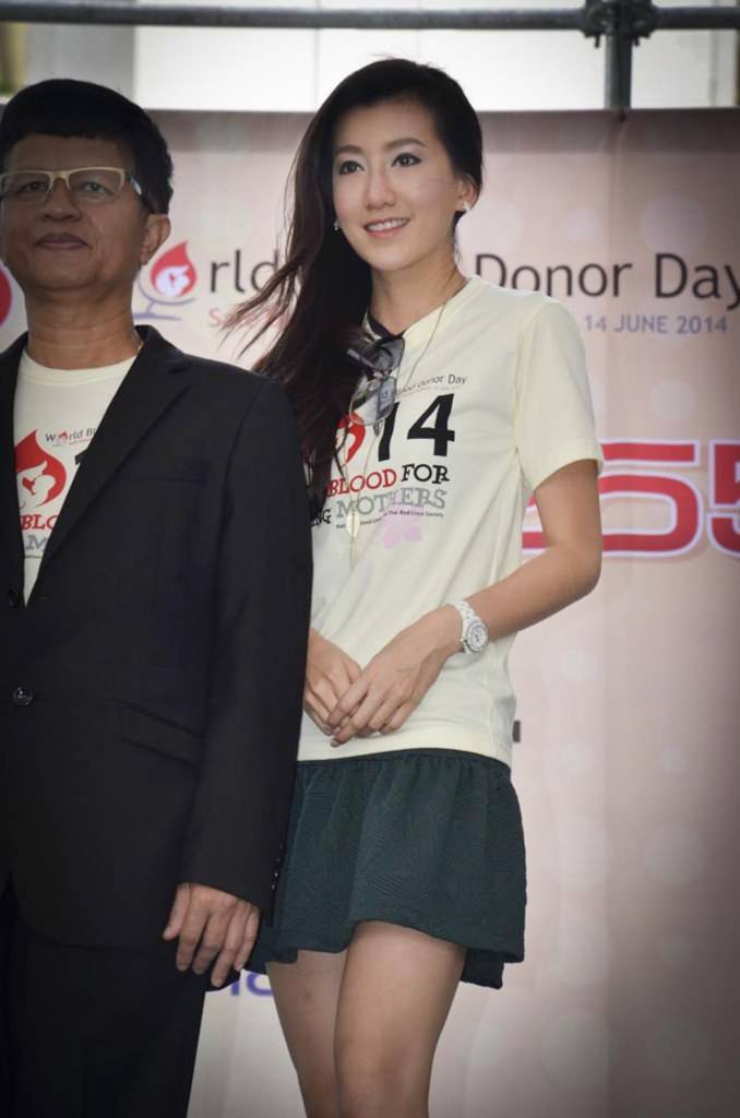 เหล่าศิลปินและดาราร่วมงานวันบริจาคโลหิตโลก