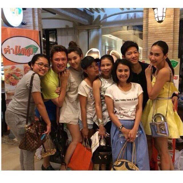 อั้ม พัชราภา ร้านตำเเหล The Walk นวมินทร์