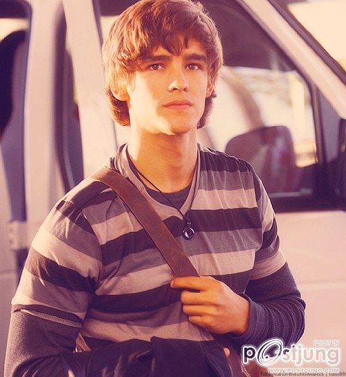 Brenton Thwaites เจ้าชายPhilip จากหนัง Maleficent