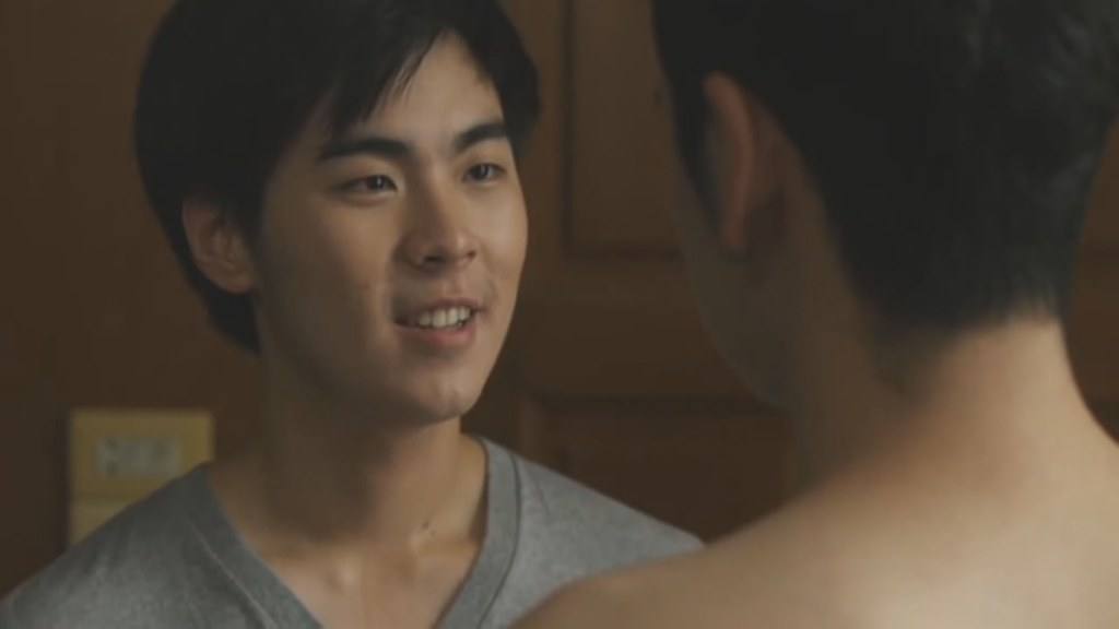 ใผได้เบิ่งแด่ม่วนอยู่บ่อ ถ้าเป็นหนังเกย์คงชิเป็นตาเบิ่งเน๊าะ  ประโยคสัญญารัก