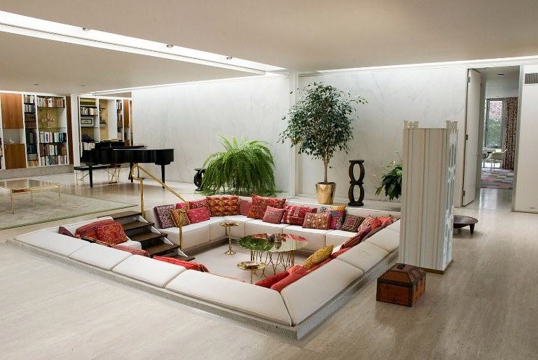 http://thinkofliving.com/2013/02/16/nye-by-sansiri-review-thinkofliving/