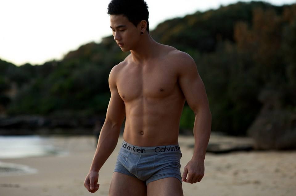 หนุ่มอินโดสุดเอ๊กซ์ Hendri Rachman