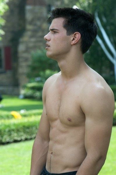 Taylor Lautner หล่อทุกมุม
