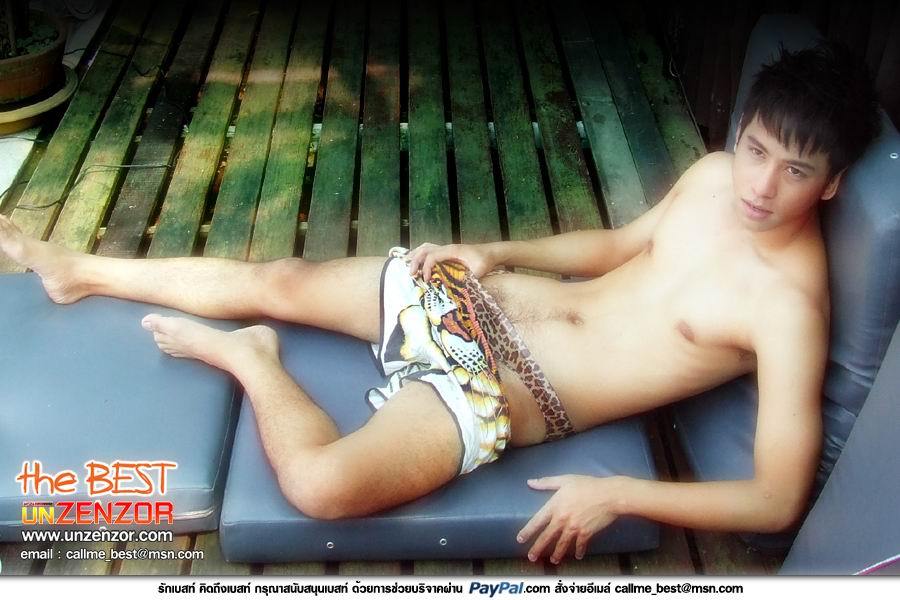 ลีลาโพสท์ท่าของนายเบสท์...สยิวมากกกก