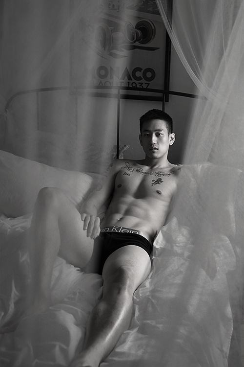 เอะอะๆก็โป๊ เอะอะๆก็โป๊