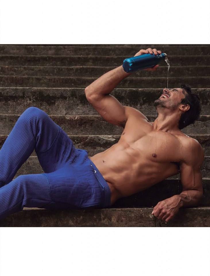 ใจละลายผู้ชายคม เข้ม  Lucas Gil for Revista Junior : Part II
