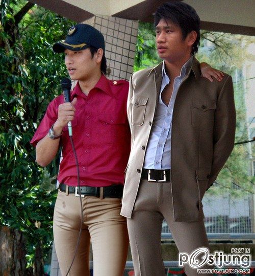 ชายหนุ่มแข็งแรง