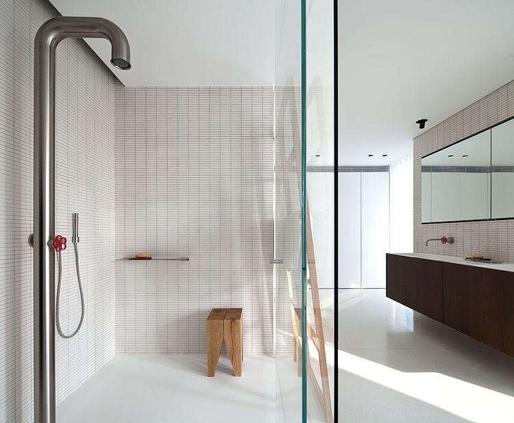 Antokolsky Penthouse by Pitsou Kedem Architects
