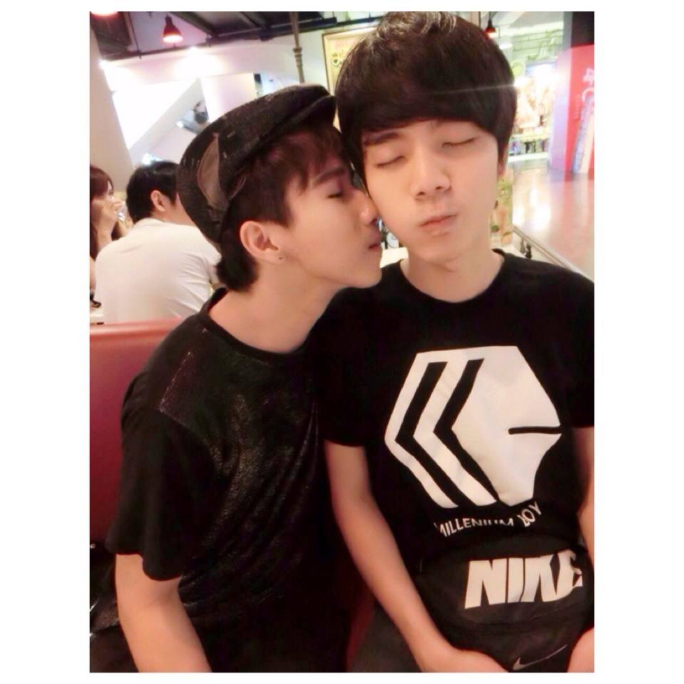 คู่รักเกย์