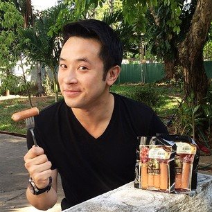 ดารากับ Bucher Schweinewurst