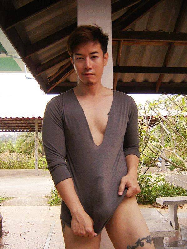 หนุ่มๆ เนื้อๆ แน่นๆ