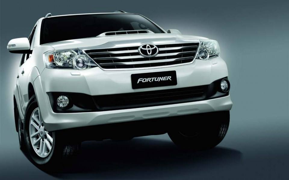 1.Toyota fortuner โดนัท มนัสนนท์,หนูนา,บีม ศรัณยู,เคลลี่, เอ ไชยา, อ้น ศรีพรรณ,วี วีรภาพ ,ป๋อ ณัฐวุฒ
