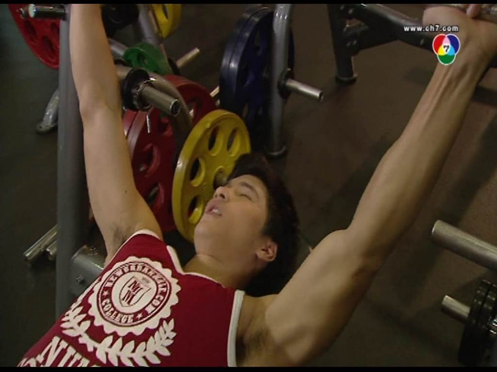 ฟินขนฮักแฮ้ไปก่อนแล้วกัน ไมค์ ภัทรเดช