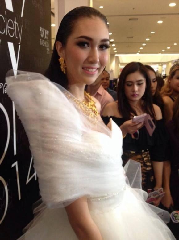 แอลลี่ พิมบงกช จันทร์แก้ว Miss Universe thailand 2014 สวยสะพรืงมากกก!!!!!