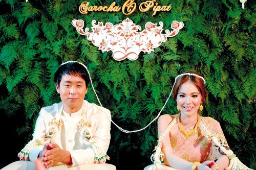 บัว สโรชา แต่งงาน กับทายาทเจ้าของธุรกิจโรงพยาบาลชื่อดัง พิพัทธ์ วิริยะเมตตากุล