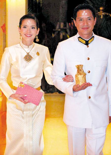 อ้อม พิยดา แต่งกับคุณศรา จุฑารัตนกุล บุตรชายของจเร จุฑารัตนกุล อดีตปลัดกระทรวงพาณิชย์