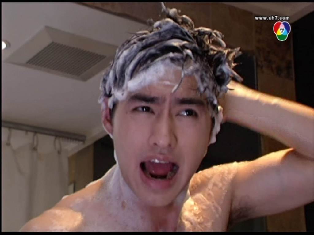 บ่มีฉากถอดเสื้อ ถอดผ้าแด่เน๊าะ อยากเห็นหุ่นตอนนี้และปัจจุบันแท้ๆ[ธาวิน]