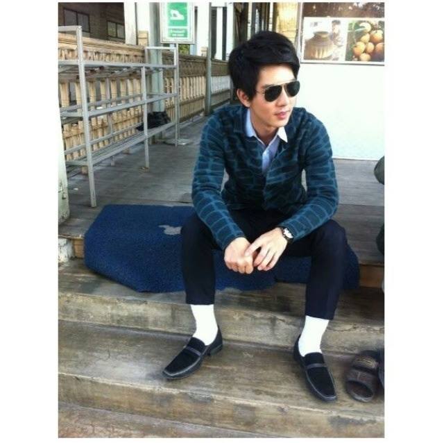 มีแฟนแล้วบ่นี่ ว่าชิไปสู่ขอบ่ทันเสียแล้ว คริๆ [ Joe Lims จ๊าโฟ ]