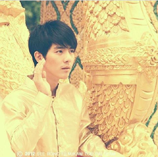 มีแฟนแล้วบ่นี่ ว่าชิไปสู่ขอบ่ทันเสียแล้ว คริๆ [ Joe Lims จ๊าโฟ ]