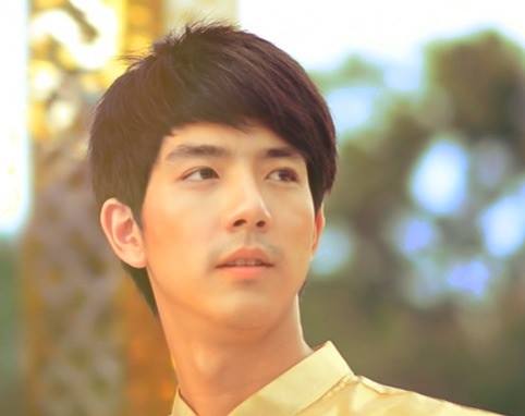 มีแฟนแล้วบ่นี่ ว่าชิไปสู่ขอบ่ทันเสียแล้ว คริๆ [ Joe Lims จ๊าโฟ ]