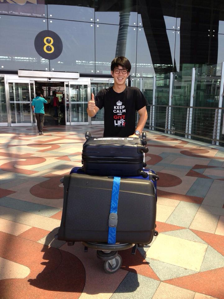 มีแฟนแล้วบ่นี่ ว่าชิไปสู่ขอบ่ทันเสียแล้ว คริๆ [ Joe Lims จ๊าโฟ ]