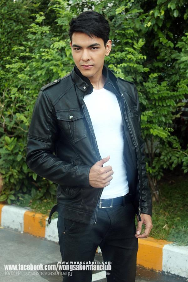 หนุ่มดาวรุ่งจากละครดัง