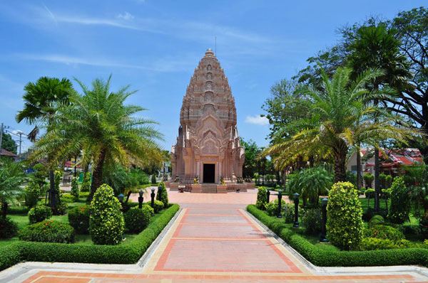 เที่ยวบุรีรัมย์ (ตอนหลักเมืองหลักใจ)