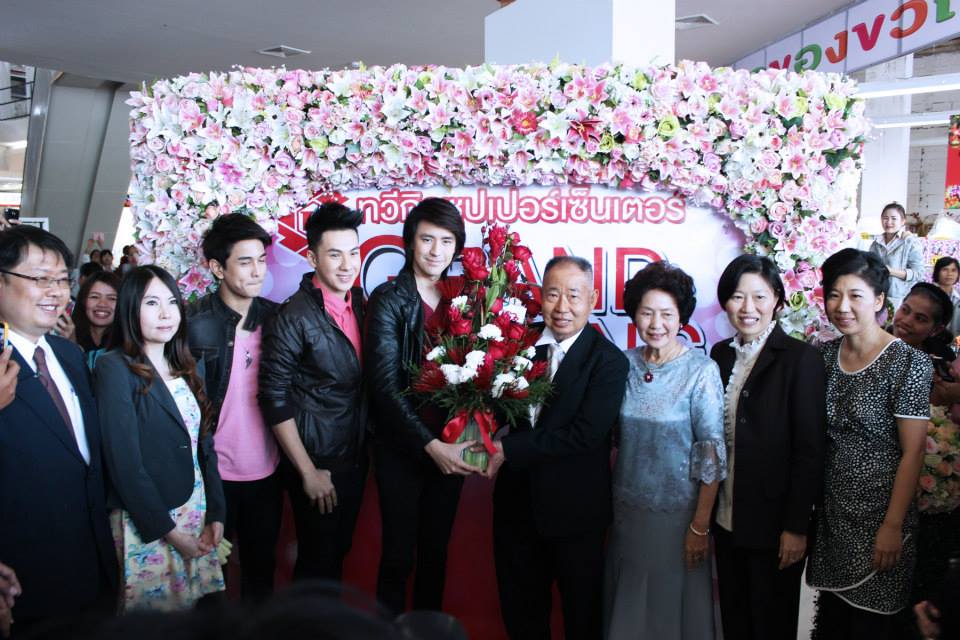 ห้างทวีกิจ ห้างท้องถิ่นคนบุรีรัมย์ทำเอง