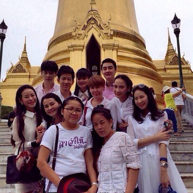 ''คนดังน่าเอาอย่าง ดูชุดสิ รู้จัก กาลเทศะ ตลอด อั้ม พัชราภา''