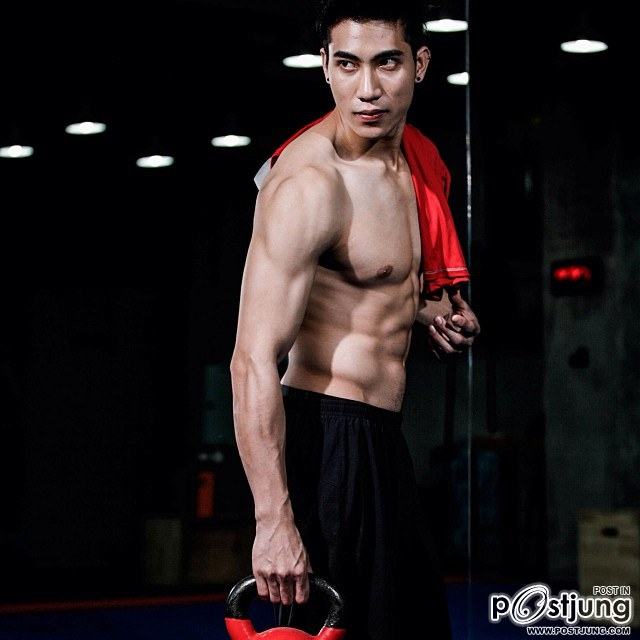 หล่อไฮโซ