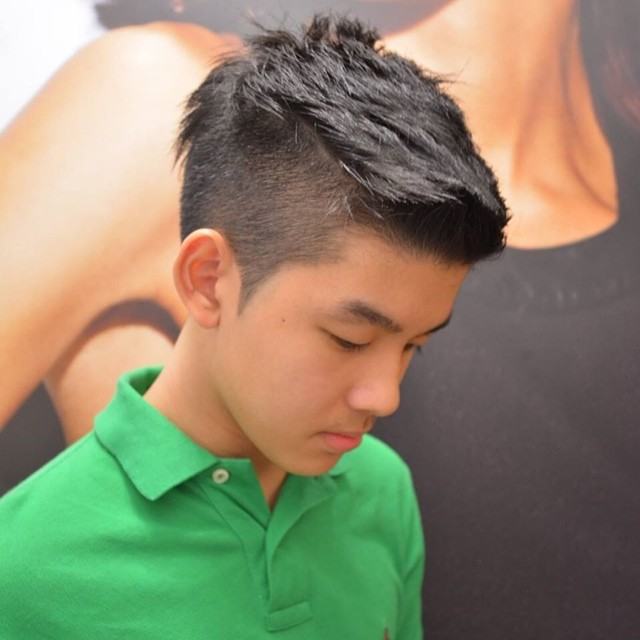 อยู่เฝ้าหอ มันน่าเบื่อ
